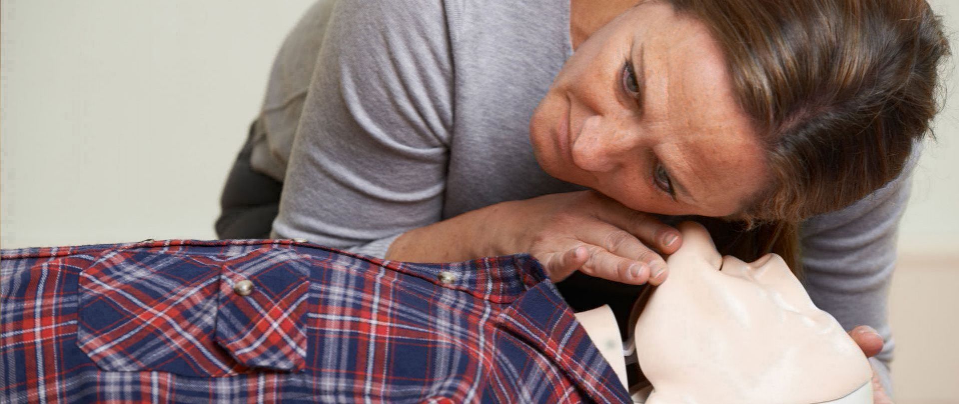 Adult and Paediatric Emergency First Aid (1 day)